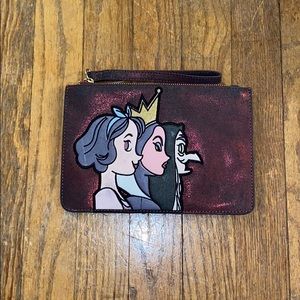 Snow White wristlet